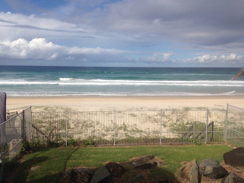 239 Jefferson Lane, Palm Beach QLD 4221