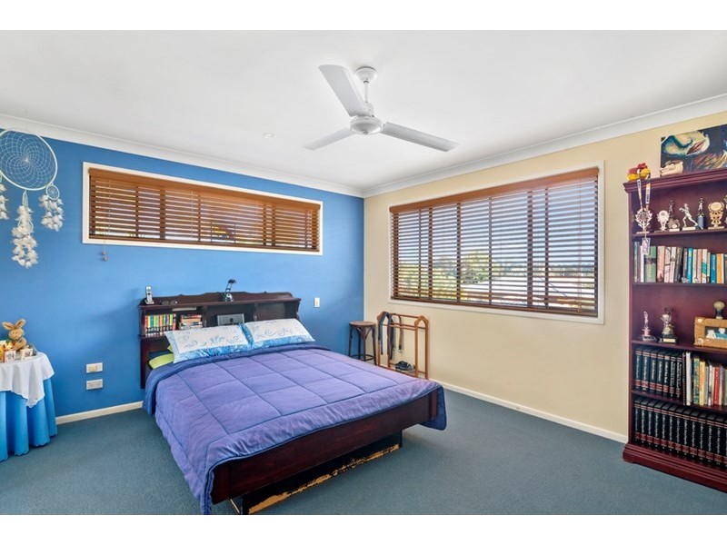 18 Kalang Street, Palm Beach QLD 4221