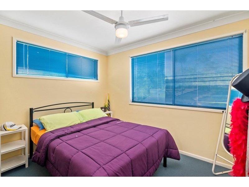 18 Kalang Street, Palm Beach QLD 4221