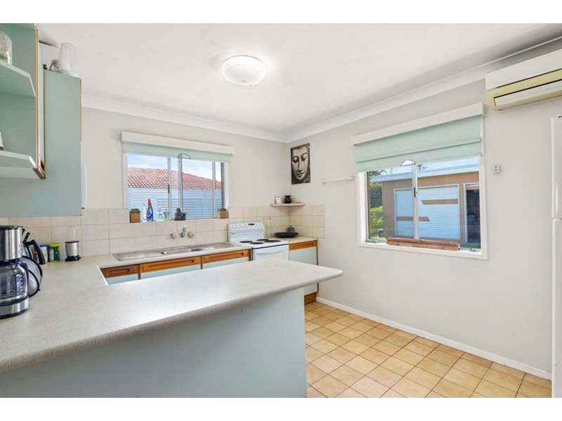 325 Adina Avenue, Bilinga QLD 4225