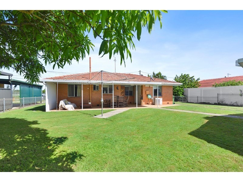 325 Adina Avenue, Bilinga QLD 4225