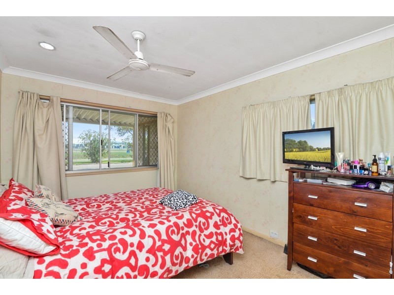 325 Adina Avenue, Bilinga QLD 4225