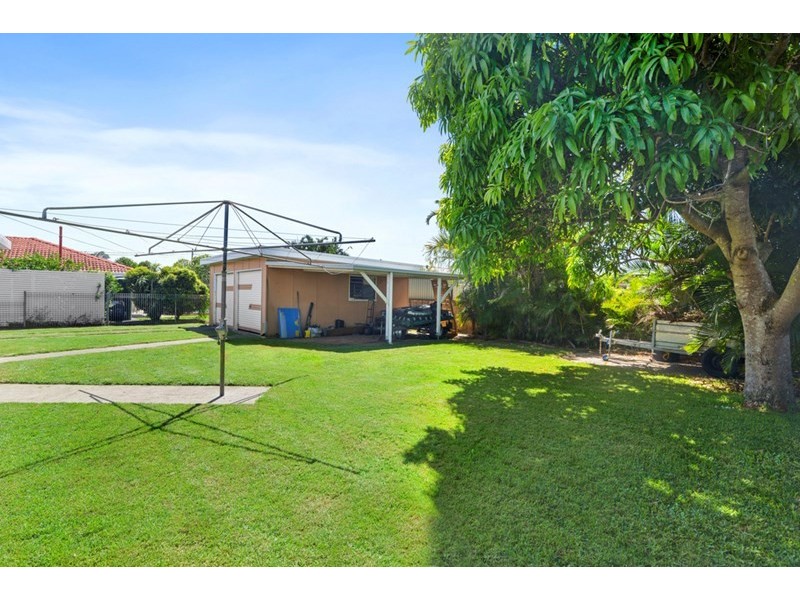 325 Adina Avenue, Bilinga QLD 4225