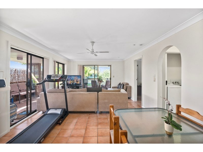 4/84 Sarawak Avenue, Palm Beach QLD 4221