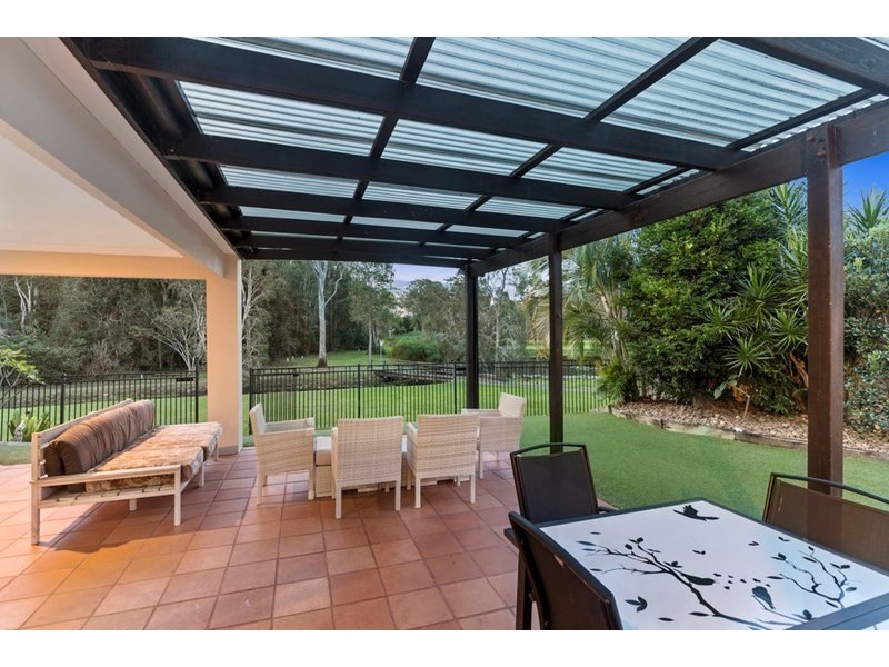 34 Silver Glade Drive, Elanora QLD 4221