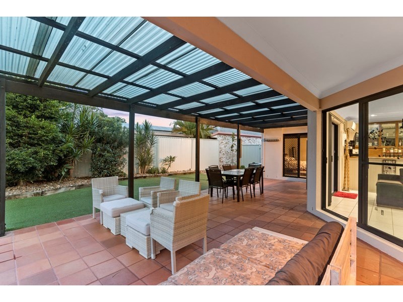 34 Silver Glade Drive, Elanora QLD 4221