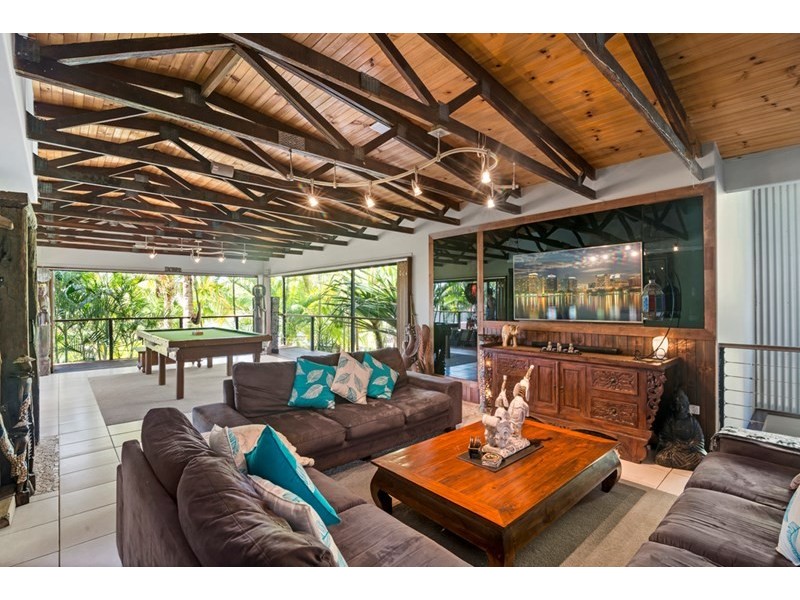 4 Toukley Court, Highland Park QLD 4211