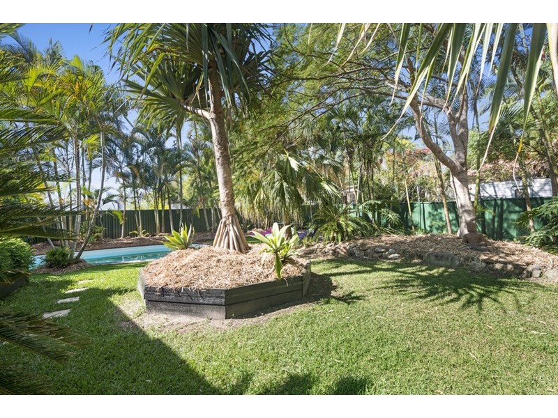 4 Toukley Court, Highland Park QLD 4211