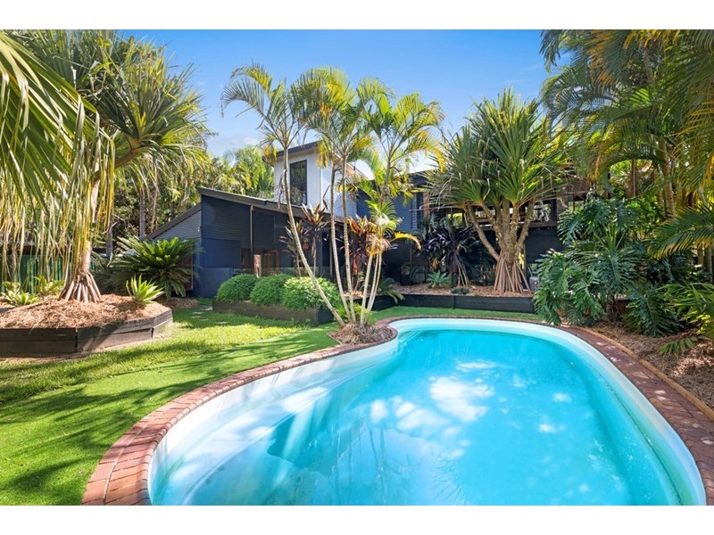 4 Toukley Court, Highland Park QLD 4211