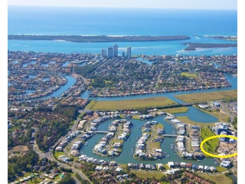 702/15 Compass Drive, Biggera Waters QLD 4216