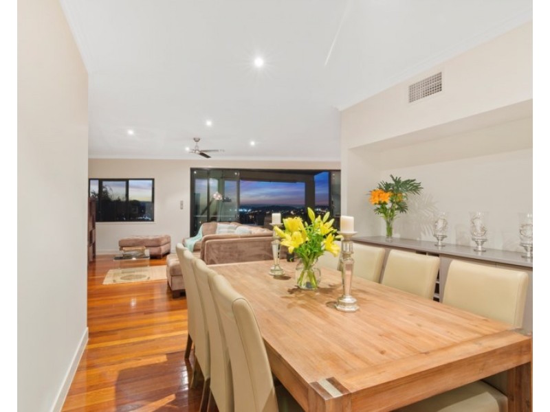 7 Currumbin Crest Drive, Currumbin QLD 4223