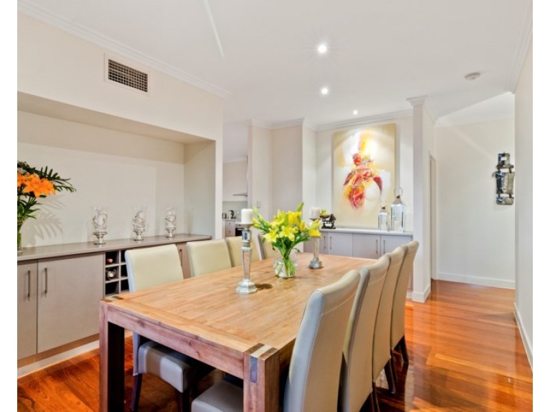 7 Currumbin Crest Drive, Currumbin QLD 4223