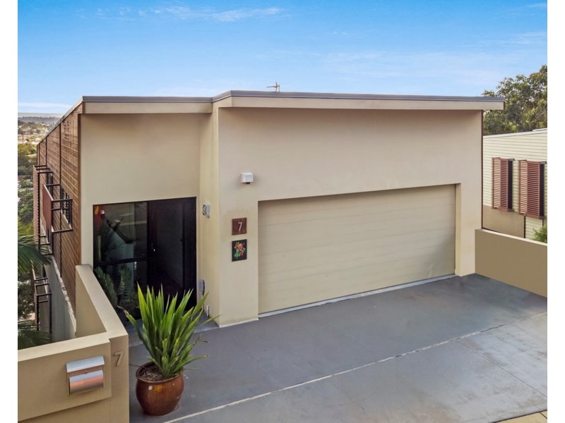 7 Currumbin Crest Drive, Currumbin QLD 4223