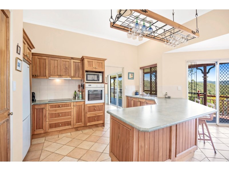 7 Gracilis Court, Elanora QLD 4221