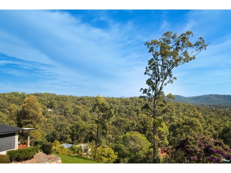 7 Gracilis Court, Elanora QLD 4221