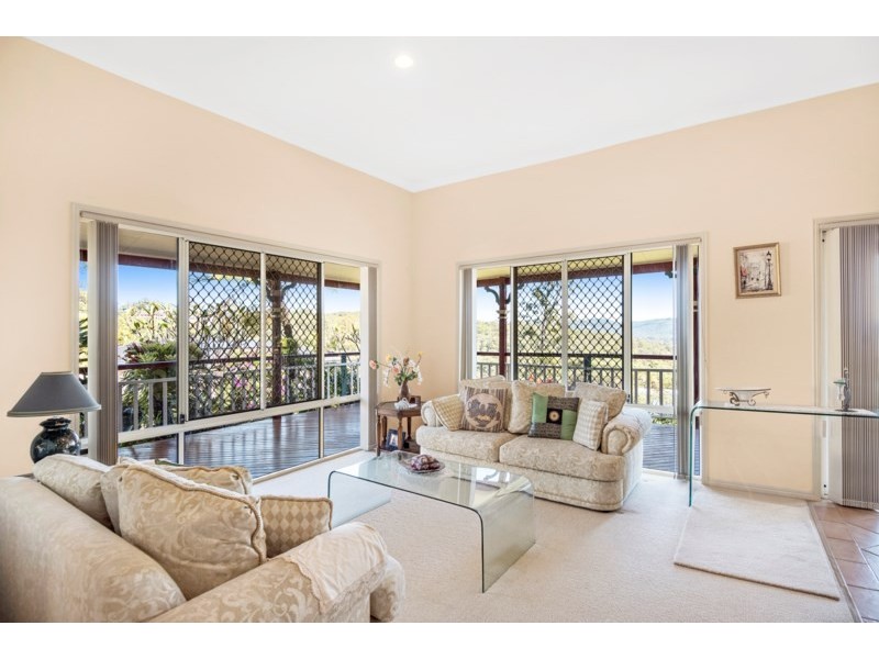 7 Gracilis Court, Elanora QLD 4221