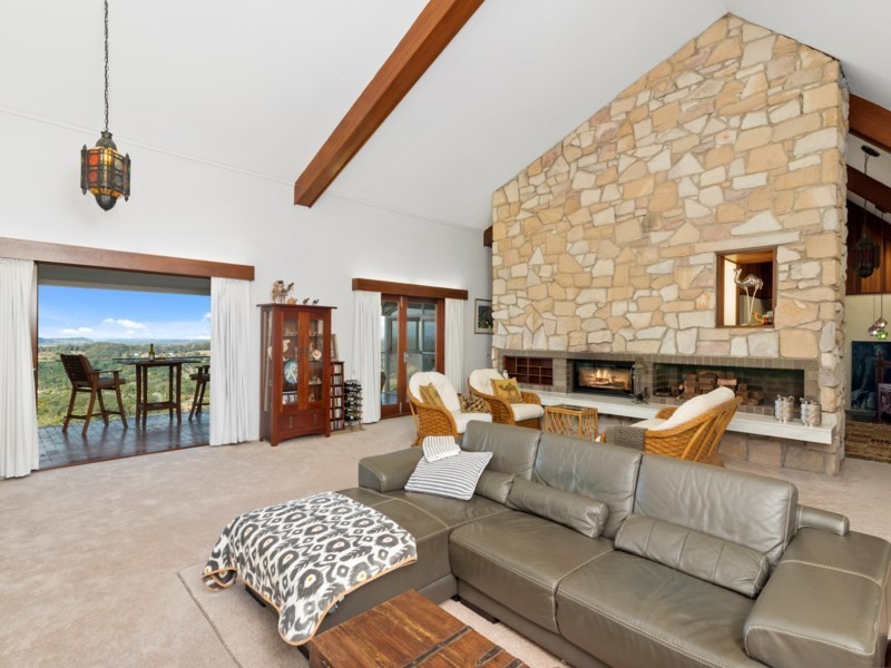 258 Simpsons Road, Currumbin Waters QLD 4223