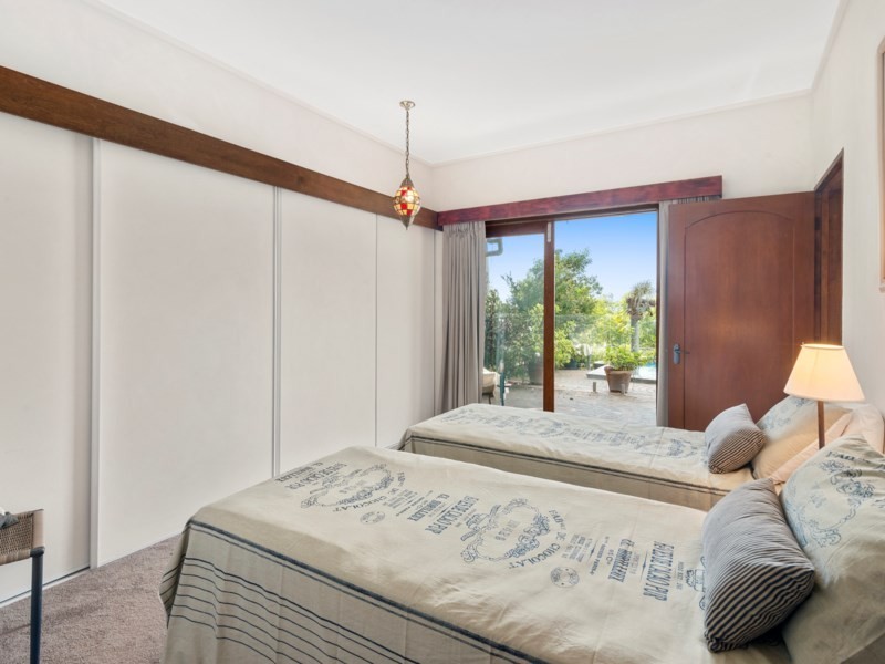 258 Simpsons Road, Currumbin Waters QLD 4223