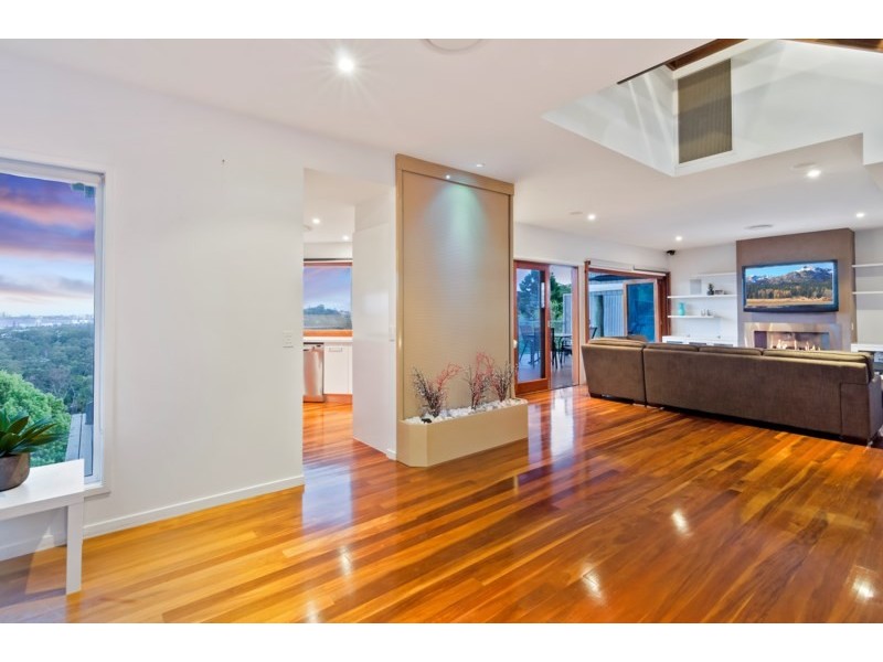 65 Crest Drive, Currumbin QLD 4223