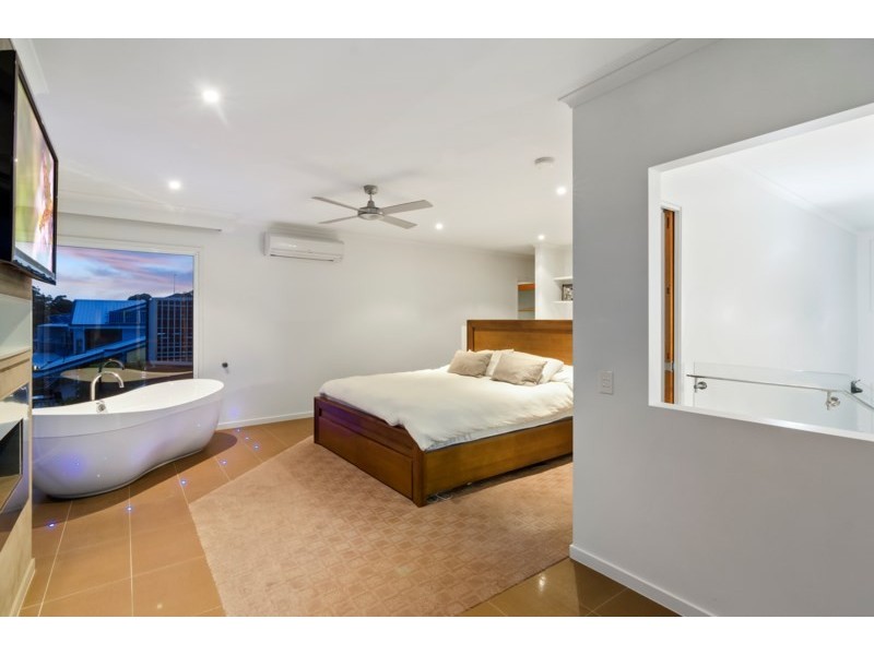 65 Crest Drive, Currumbin QLD 4223