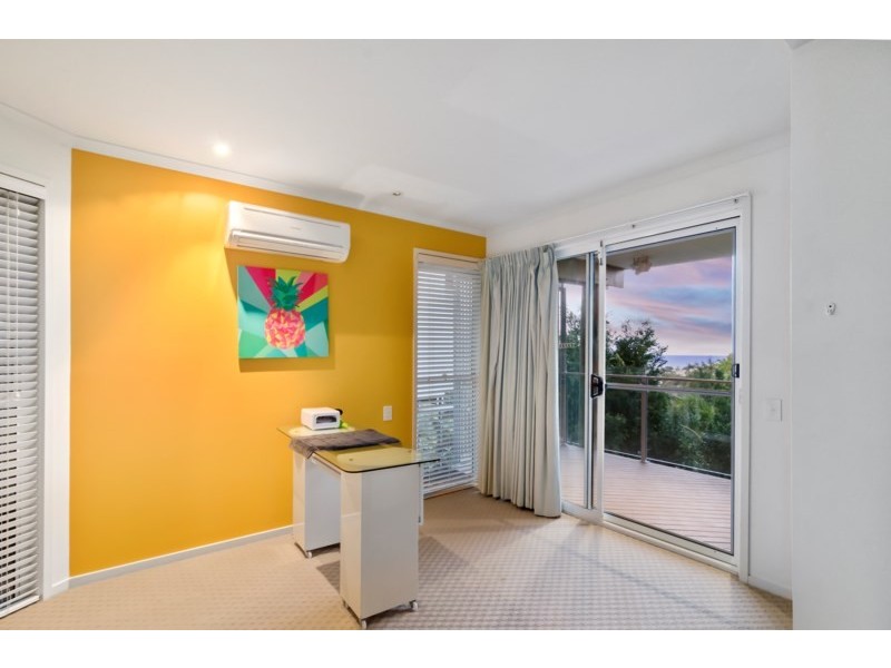 65 Crest Drive, Currumbin QLD 4223