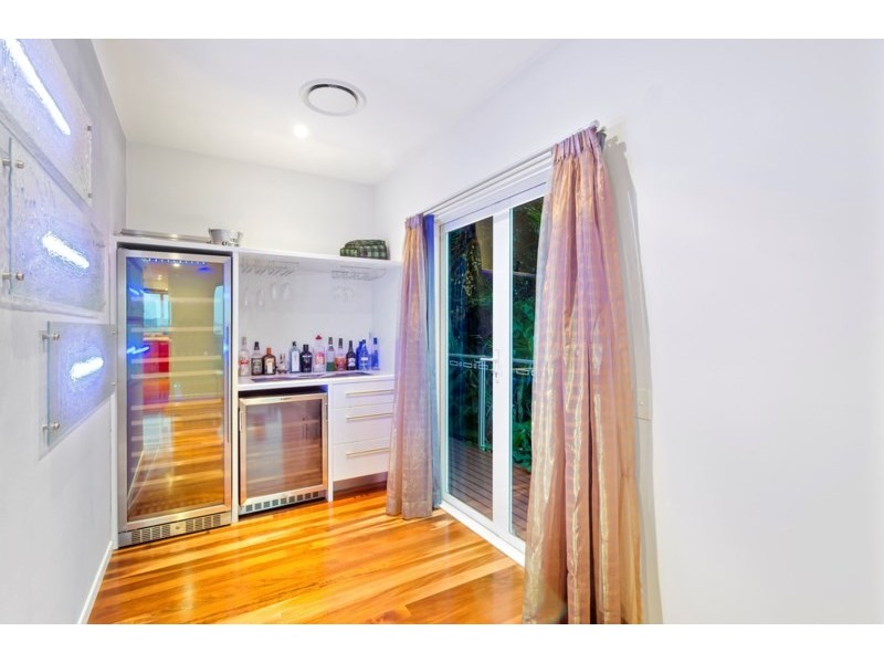 65 Crest Drive, Currumbin QLD 4223