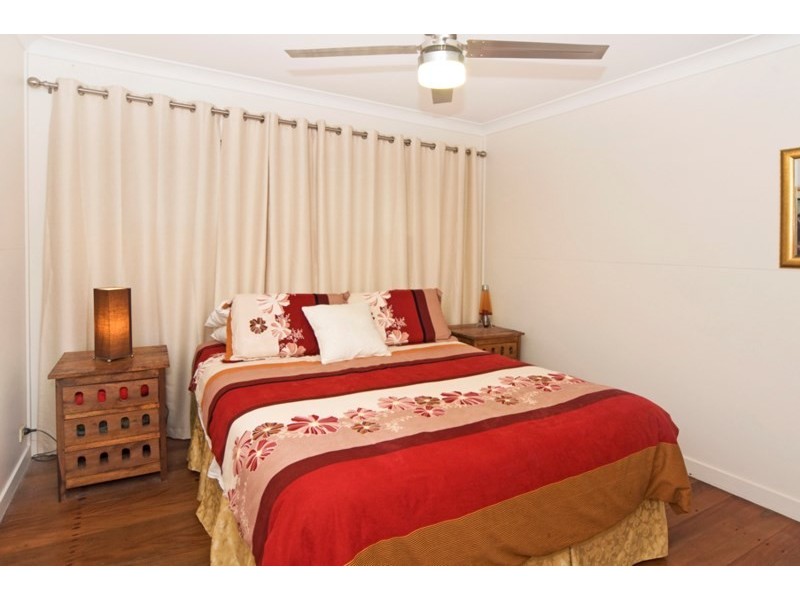 11 Merauke Avenue, Palm Beach QLD 4221