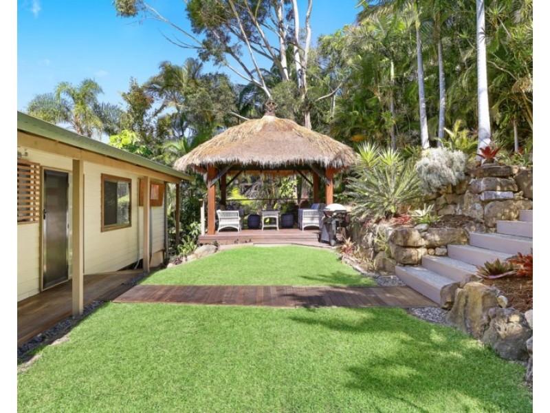 132 Simpsons Road, Currumbin Waters QLD 4223