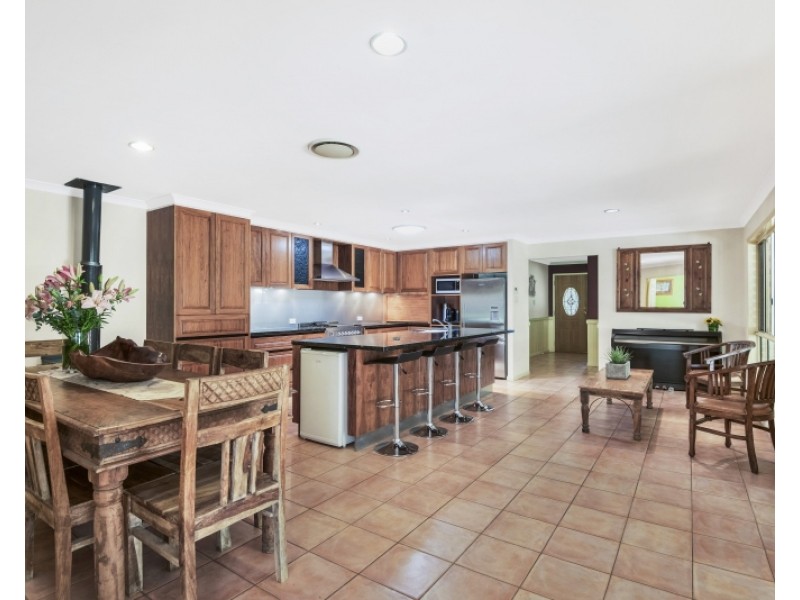 6 Breynia Court, Elanora QLD 4221