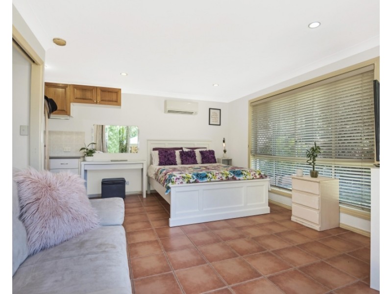 6 Breynia Court, Elanora QLD 4221