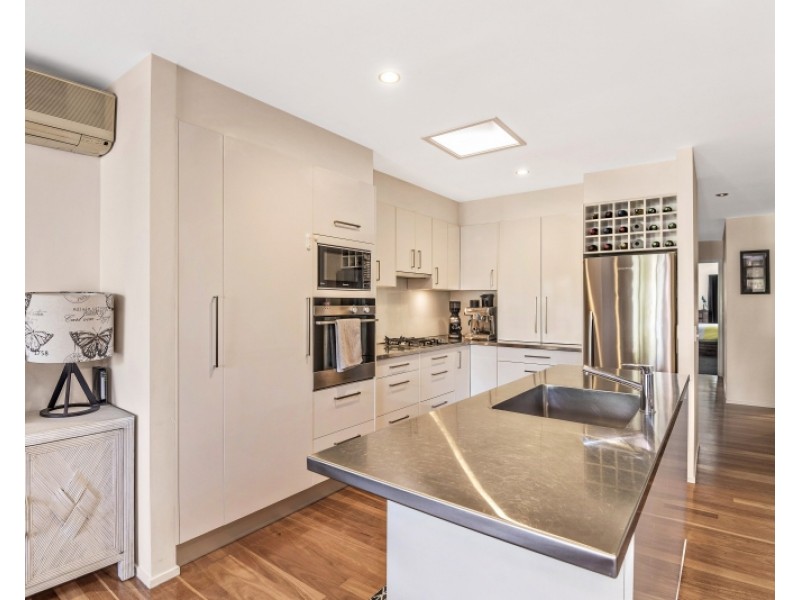 59 Manus Avenue, Palm Beach QLD 4221