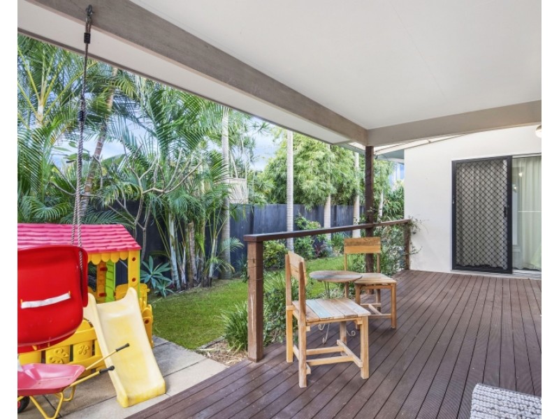 59 Manus Avenue, Palm Beach QLD 4221