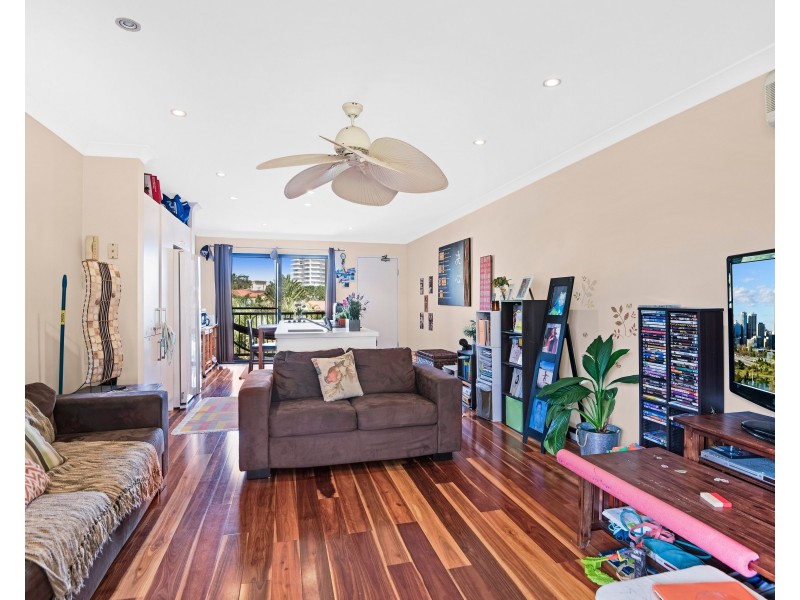 14/4 Mawarra Street, Palm Beach QLD 4221