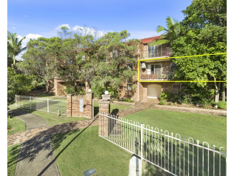 5/4 Rolan Court, Palm Beach QLD 4221