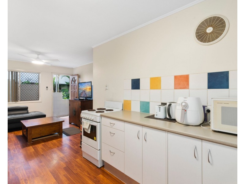 1/1003 Gold Coast Highway, Palm Beach QLD 4221