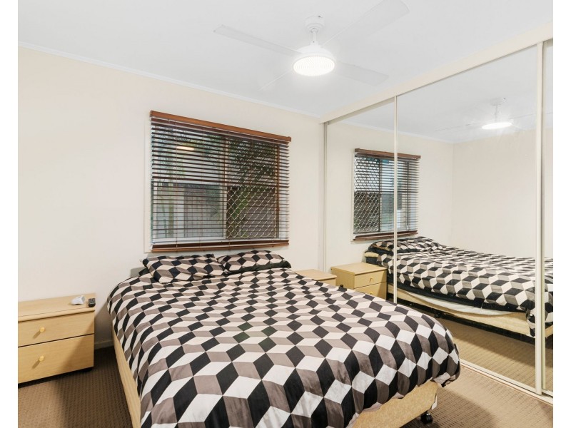 1/1003 Gold Coast Highway, Palm Beach QLD 4221