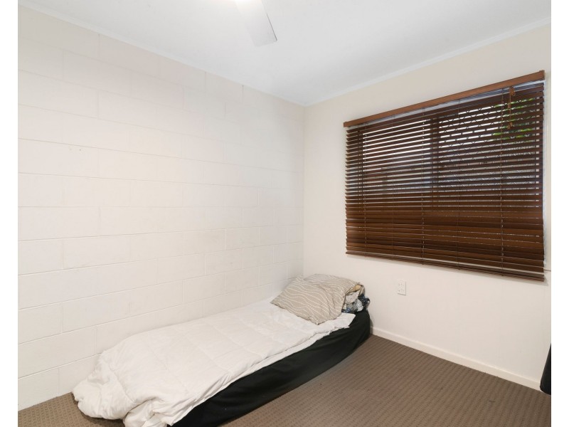 1/1003 Gold Coast Highway, Palm Beach QLD 4221