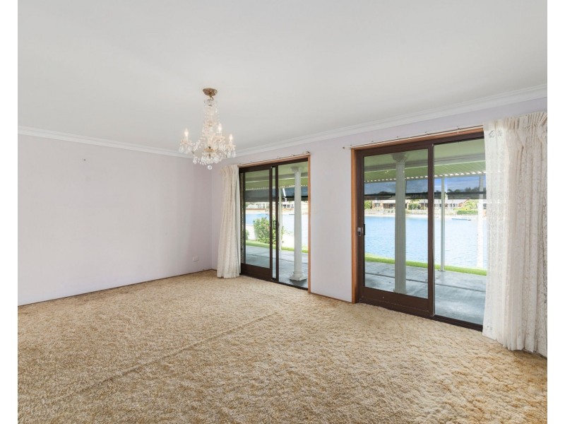 122 Melaleuca Drive, Palm Beach QLD 4221