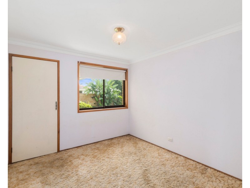 122 Melaleuca Drive, Palm Beach QLD 4221