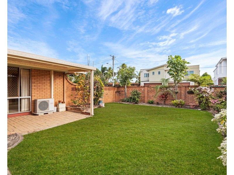 16 Marlin Court, Palm Beach QLD 4221