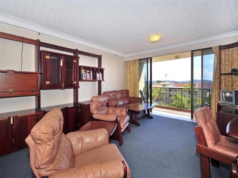 3E/973 Gold Coast Highway, Palm Beach QLD 4221