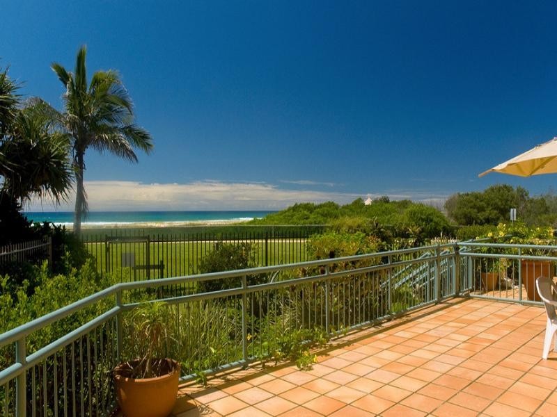 40/955 Gold Coast Highway, Palm Beach QLD 4221