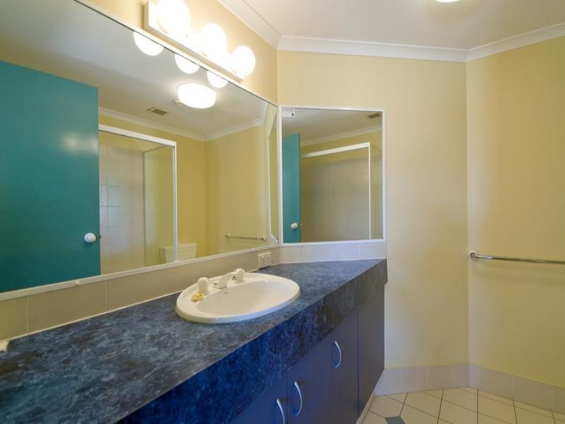 40/955 Gold Coast Highway, Palm Beach QLD 4221