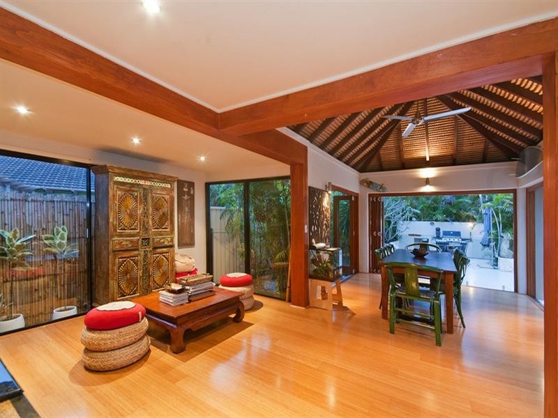 12 Linum Street, Palm Beach QLD 4221