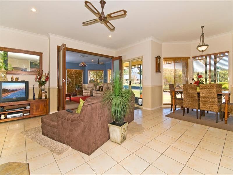 36 Dungogie Drive, Tallebudgera QLD 4228