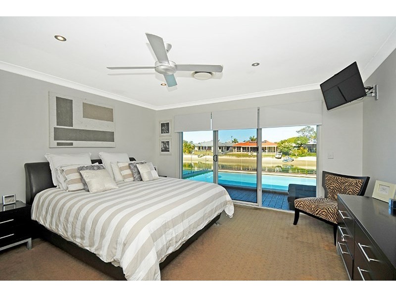 16 Dolphin Court, Palm Beach QLD 4221