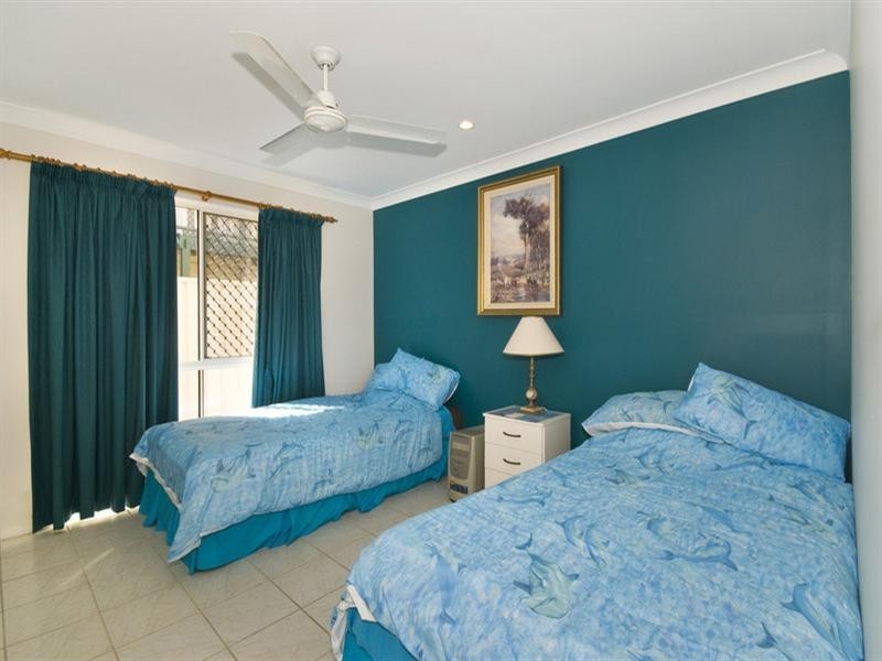 2/76 Leyte Avenue, Palm Beach QLD 4221