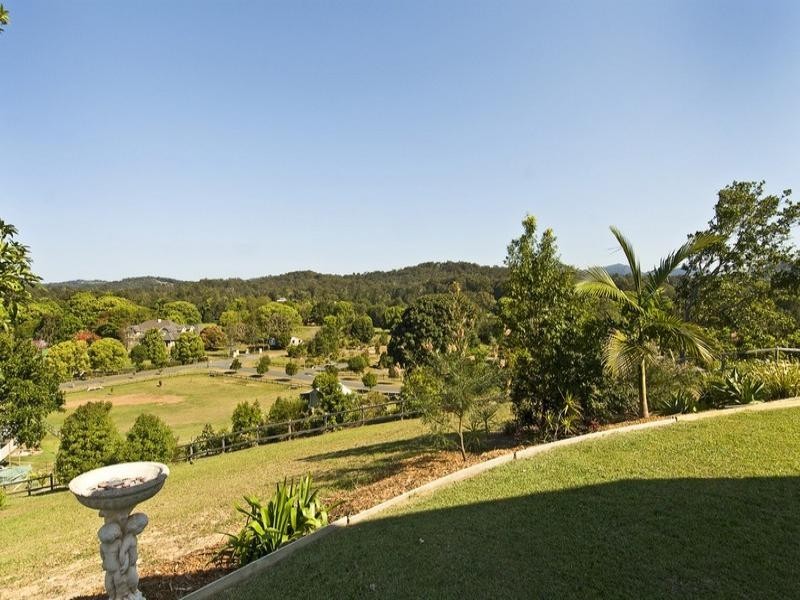 52 Samuel Drive, Tallebudgera QLD 4228