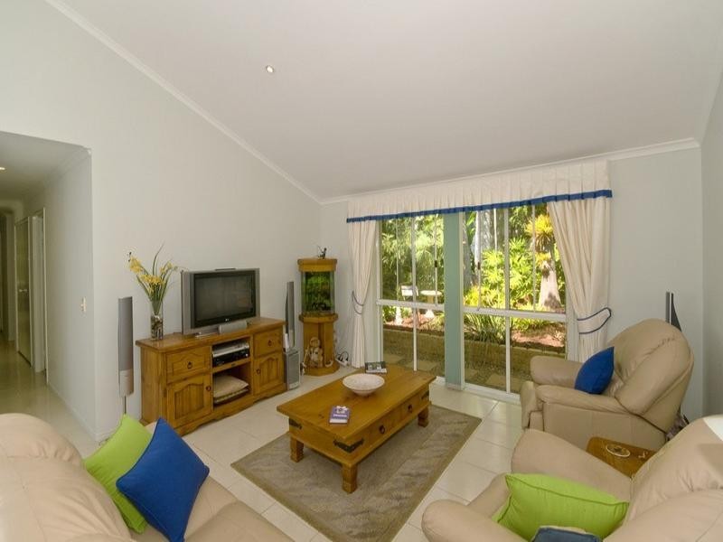 7 Camphorlaurel Court, Tallebudgera Valley QLD 4228