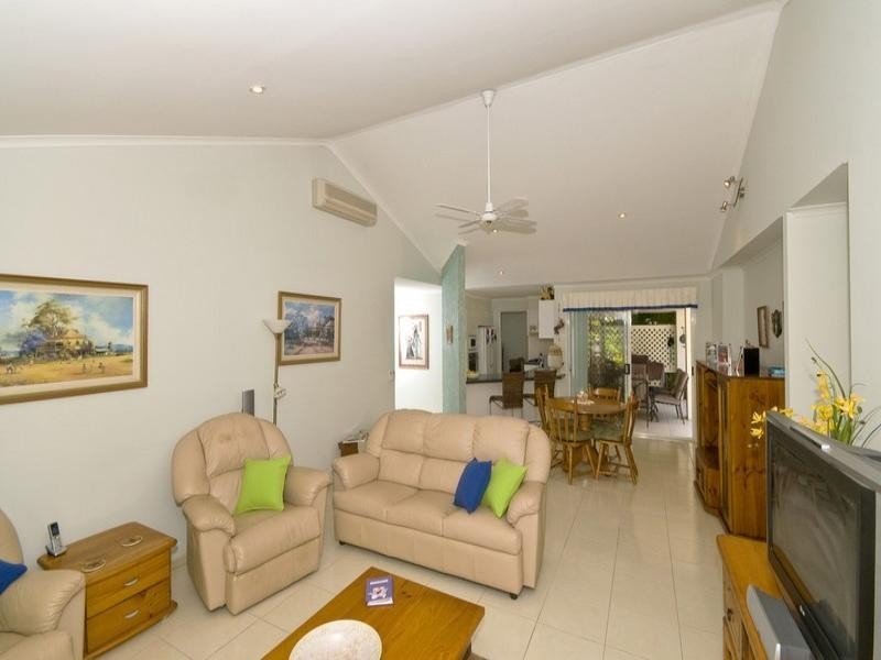 7 Camphorlaurel Court, Tallebudgera Valley QLD 4228